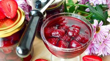 Dickflüssige Erdbeermarmelade für den Winter mit Kochgeheimnissen